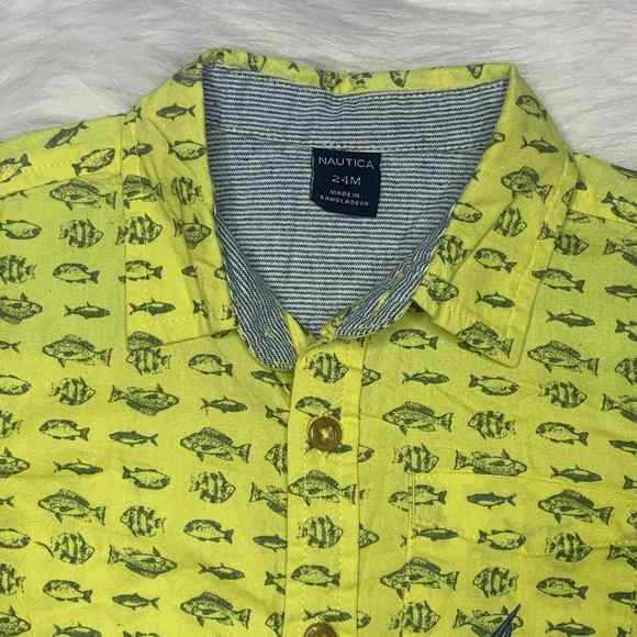 SOLD! Yellow Nautica Button Up Short Sleeve Shirt Fish Pattern - Picture 3 of 4